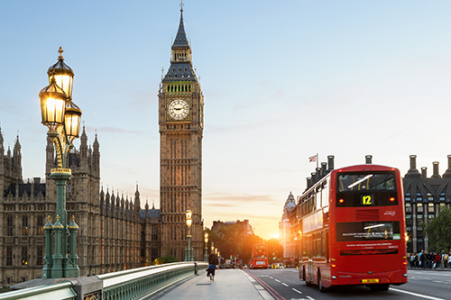 big ben and bus on westminster bridge